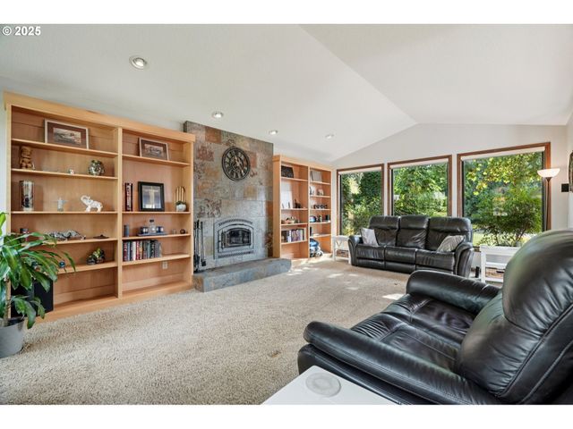 11306 Se NANCY Rd, Vancouver, WA 98664