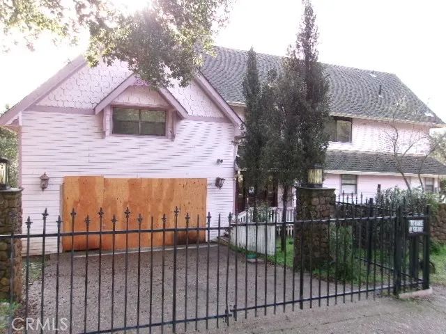 17392 Cache Creek Road, Clearlake Oaks, CA 95423