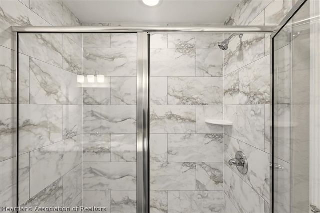 6823 Dickinson Drive, Sebring, FL 33872