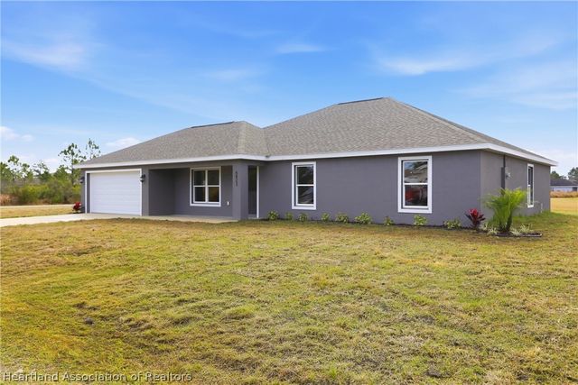 6823 Dickinson Drive, Sebring, FL 33872