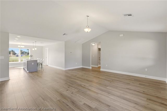 6823 Dickinson Drive, Sebring, FL 33872