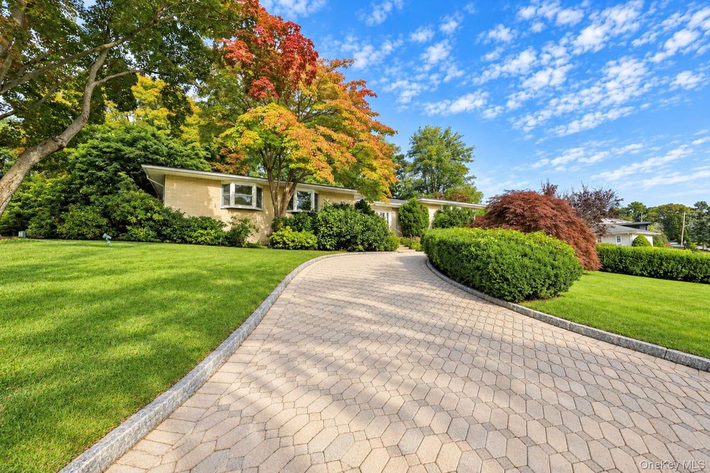 31 Brendon Hill Road, Scarsdale, NY 10583 — exterior
