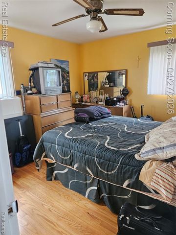 5947 Southward Avenue, Waterford, MI 48329