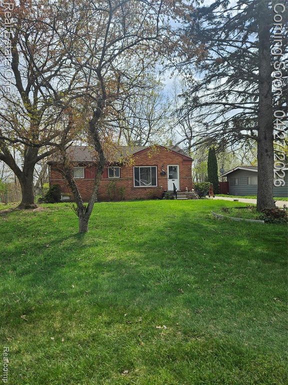 5947 Southward Avenue, Waterford, MI 48329