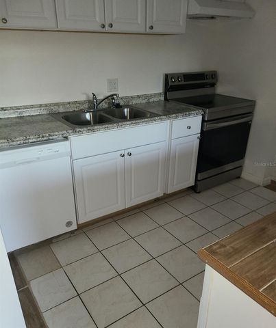 4925 SANOMA VLG C, Orlando, FL 32808