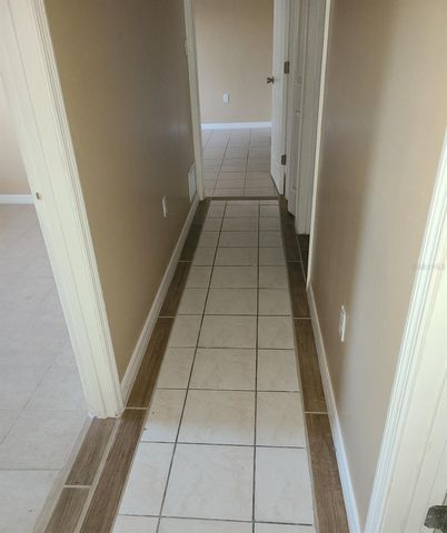 4925 SANOMA VLG C, Orlando, FL 32808