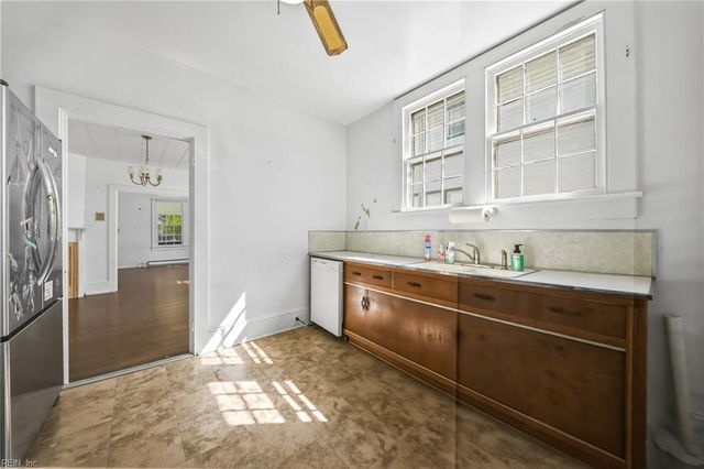 101 Highland AVE, Suffolk, VA 23434