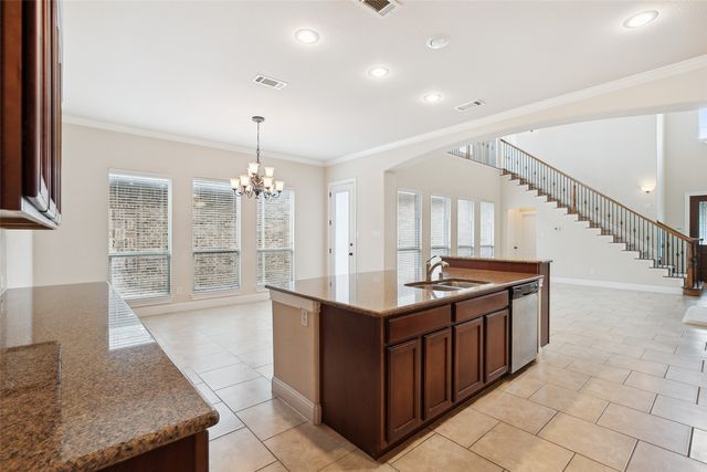 2460 Embleton Drive, Lewisville, TX 75067