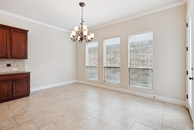 2460 Embleton Drive, Lewisville, TX 75067