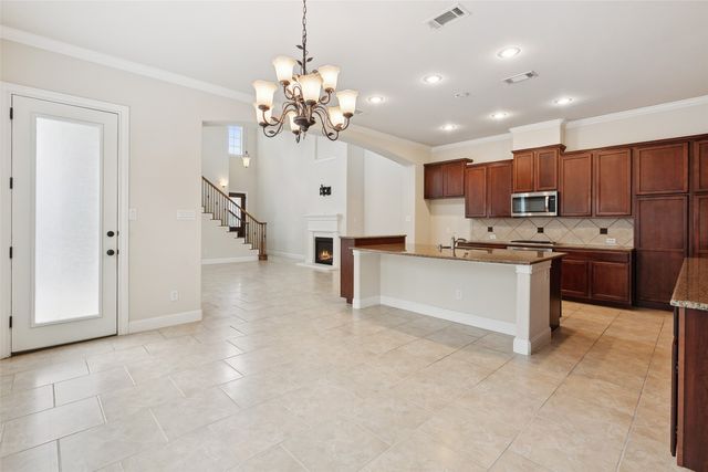 2460 Embleton Drive, Lewisville, TX 75067