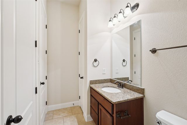 2460 Embleton Drive, Lewisville, TX 75067