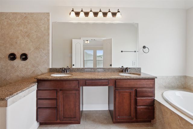 2460 Embleton Drive, Lewisville, TX 75067