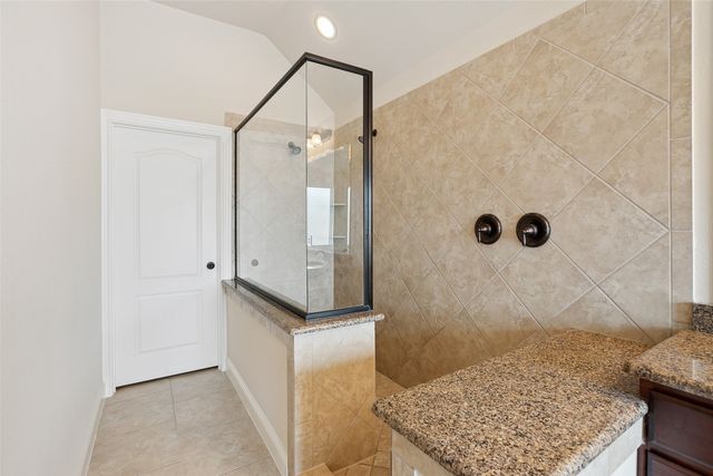 2460 Embleton Drive, Lewisville, TX 75067