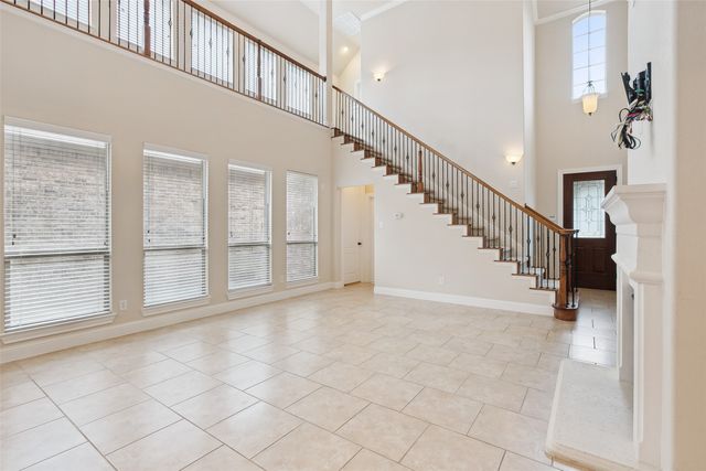 2460 Embleton Drive, Lewisville, TX 75067