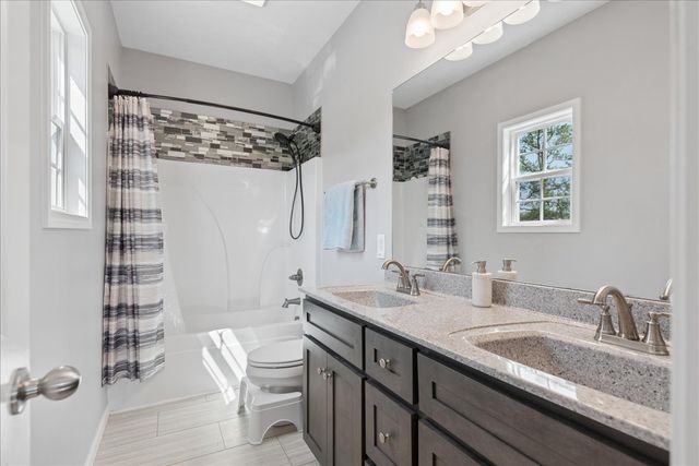 242 Ashley Dawn Ct, Portland, TN 37148