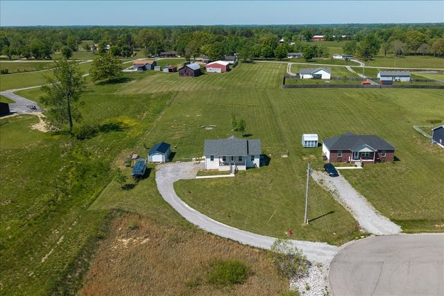 242 Ashley Dawn Ct, Portland, TN 37148