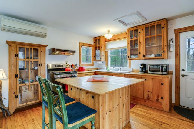 2465 Glasco Turnpike, Woodstock, NY 12498