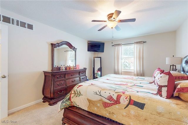 1343 COURTLAND Road, Weirton, WV 26062