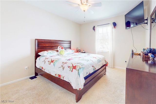 1343 COURTLAND Road, Weirton, WV 26062