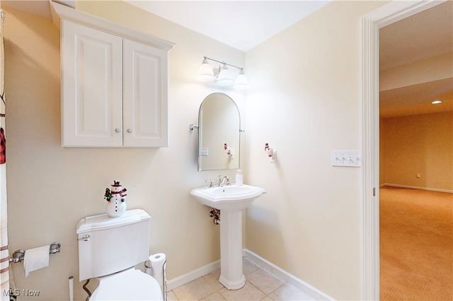 1343 COURTLAND Road, Weirton, WV 26062