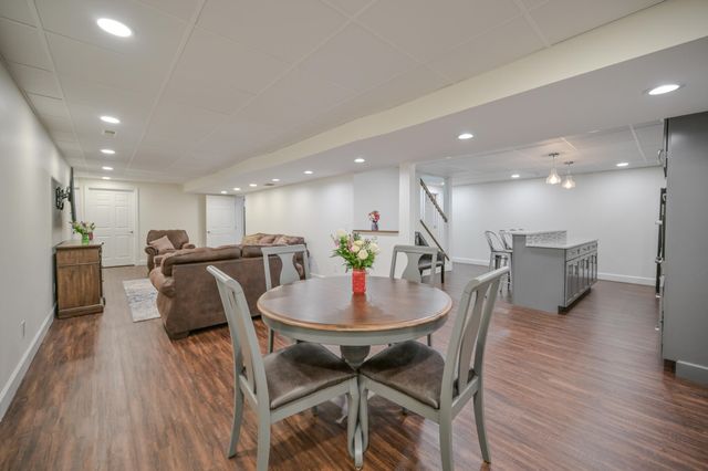 224 Roscommon Drive 224 Roscommon Drive, Springfield, OH 45503