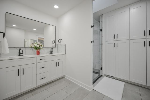 224 Roscommon Drive 224 Roscommon Drive, Springfield, OH 45503