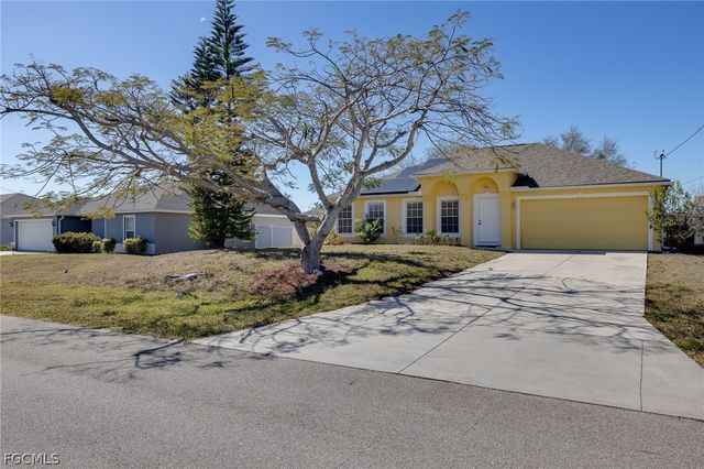 316 NW 12th PL, Cape Coral, FL 33993