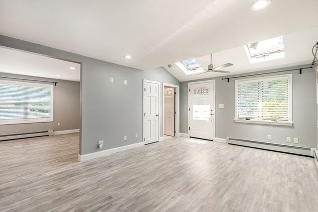 510 West Lowell Ave, Haverhill, MA 01832