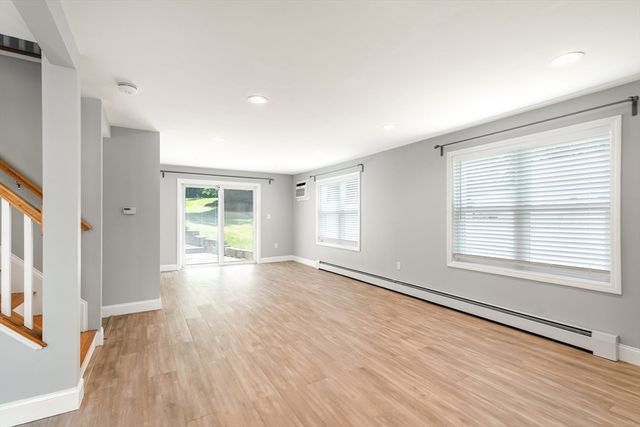 510 West Lowell Ave, Haverhill, MA 01832