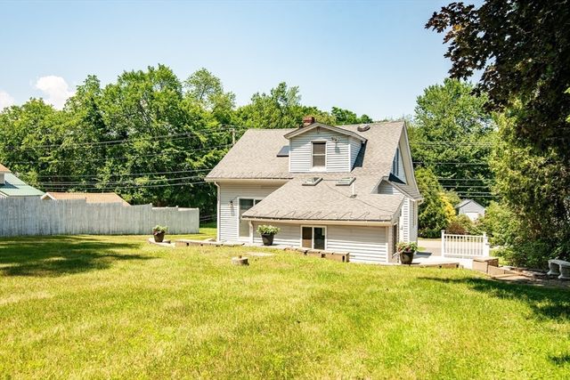 510 West Lowell Ave, Haverhill, MA 01832