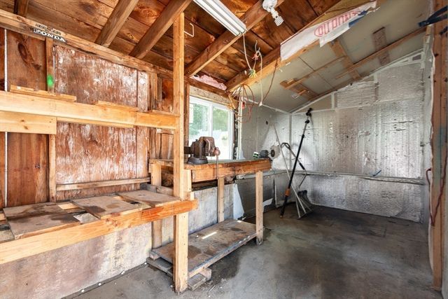 510 West Lowell Ave, Haverhill, MA 01832