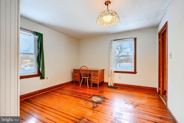 11314 SWORD RD, Williamsport, MD 21795