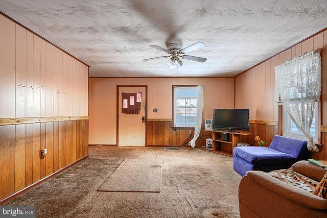 11314 SWORD RD, Williamsport, MD 21795