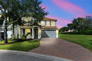 8639 Tally Ho Lane, West Palm Beach, FL 33411