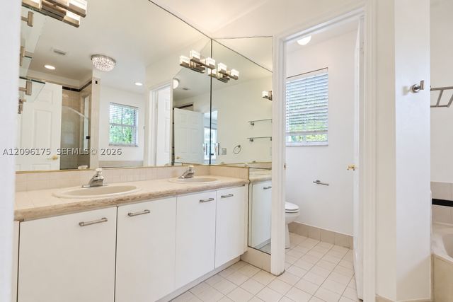 1601 Yellowheart Way, Hollywood, FL 33019