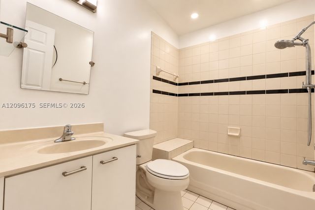 1601 Yellowheart Way, Hollywood, FL 33019