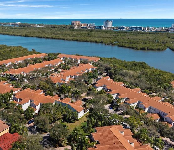 1601 Yellowheart Way, Hollywood, FL 33019