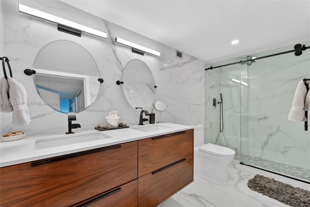 1880 S Ocean Dr 705, Hallandale Beach, FL 33009