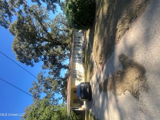 226 Shannon Drive, Mccomb, MS 39648