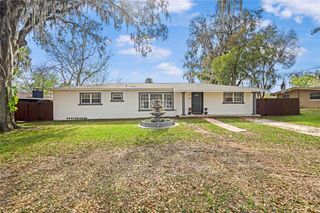 1818 SE LAKE WEIR AVENUE, Ocala, FL 34471