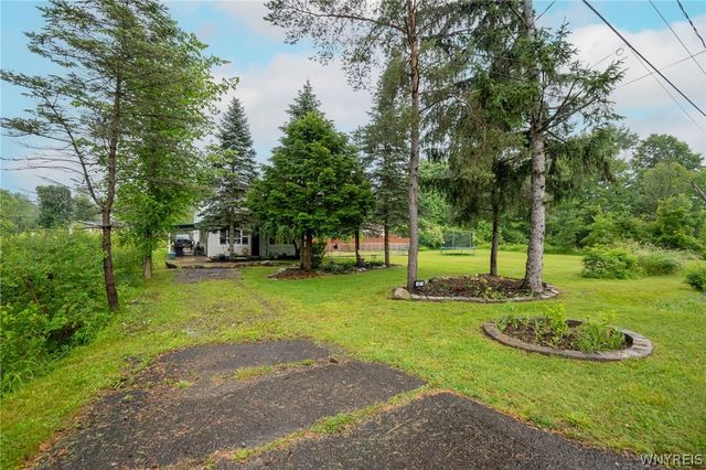 487 Kennedy Avenue, Evans, NY 14006
