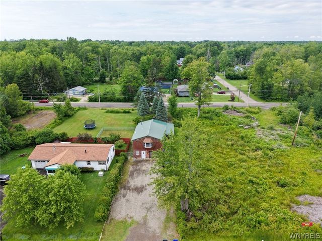 487 Kennedy Avenue, Evans, NY 14006