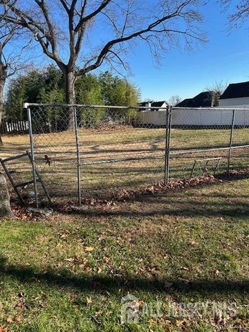 16 Ridge Avenue, Sayreville, NJ 08872