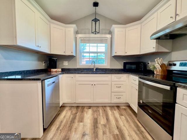 41 Sixth Street, Trion, GA 30753