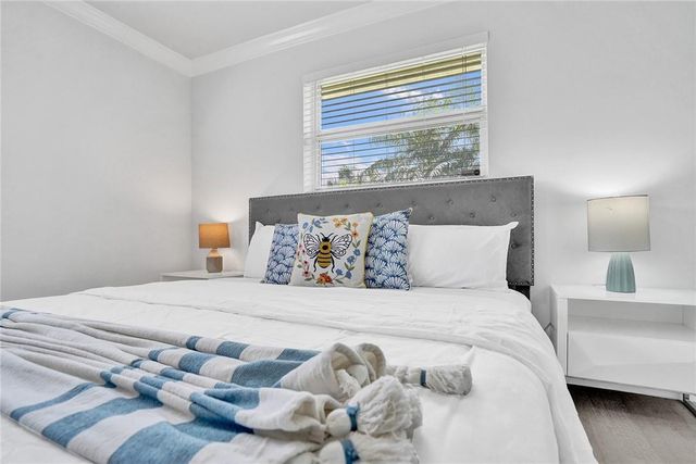 5120 NE 17TH Avenue, Fort Lauderdale, FL 33334