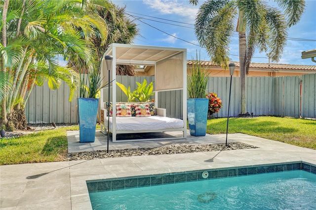 5120 NE 17TH Avenue, Fort Lauderdale, FL 33334