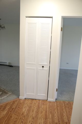 2 Timber Lane 17, Vernon Hills, IL 60061