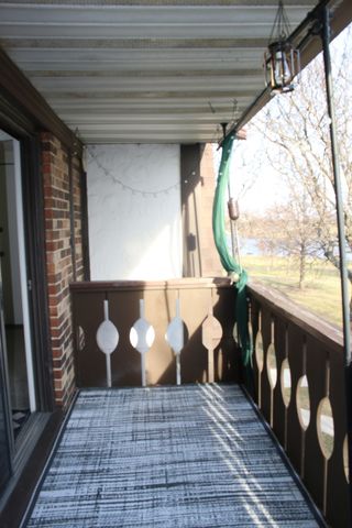 2 Timber Lane 17, Vernon Hills, IL 60061