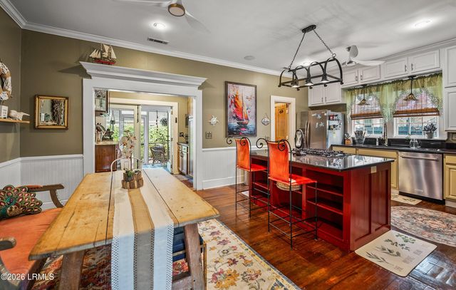 510 Ribaut Road, Beaufort, SC 29902