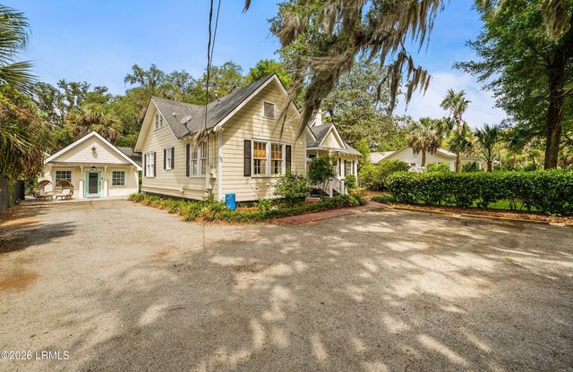 510 Ribaut Road, Beaufort, SC 29902